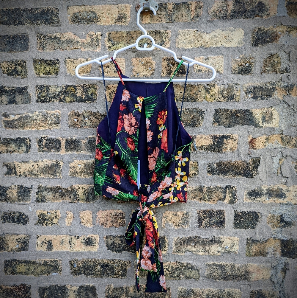 Lush backless tropical crop top